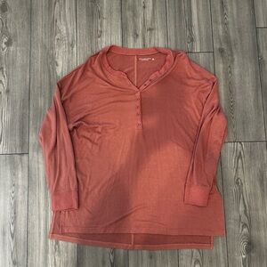 Abercrombie & Fitch Rosewood Button-Up Knit Top